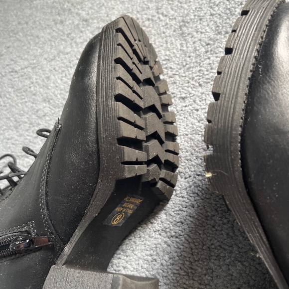 Black booties! - Picture 3 of 5